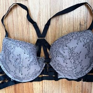 Victoria Secrets Black Lace Front Closure Bra